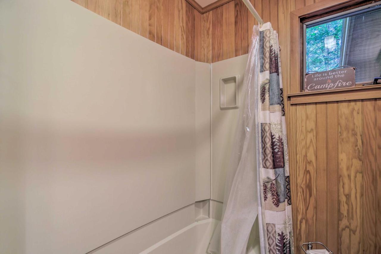 Cozy Adirondacks Cabin Walk To Lake Eaton! Jay Exteriér fotografie