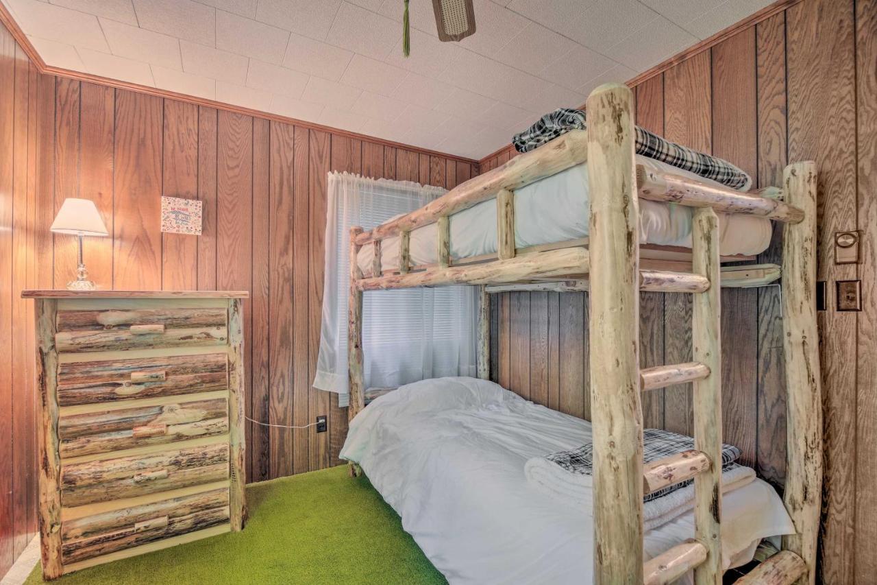 Cozy Adirondacks Cabin Walk To Lake Eaton! Jay Exteriér fotografie